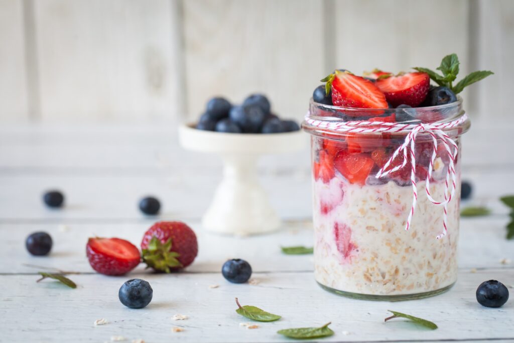 Overnight oats are healthy simpleand sustainable road trip snacks